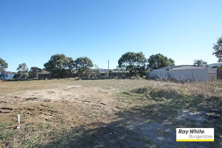 16 Murray Grey, Bungendore NSW 2621