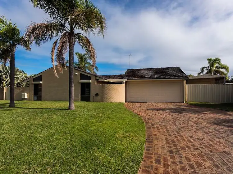 11 Montego Close, Safety Bay WA 6169