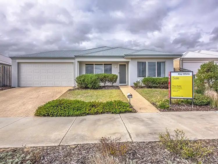 33 Starboard Road, Yanchep WA 6035