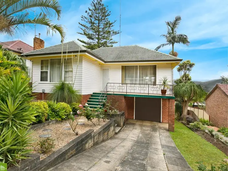26 Toorak Avenue, Mangerton NSW 2500