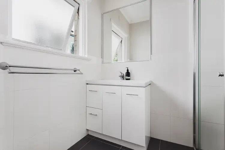 Sixth view of Homely unit listing, 10/7 Kooyong Road, Caulfield North VIC 3161