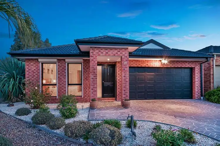 11 Beckett Way, Craigieburn VIC 3064