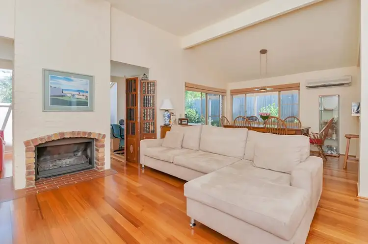 Third view of Homely house listing, 8 Avinia Place, Westlake QLD 4074
