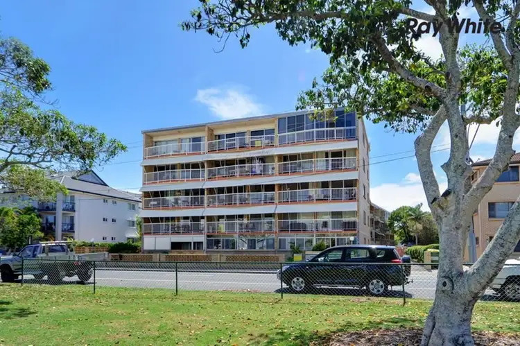 31/224 Marine Parade, Labrador QLD 4215