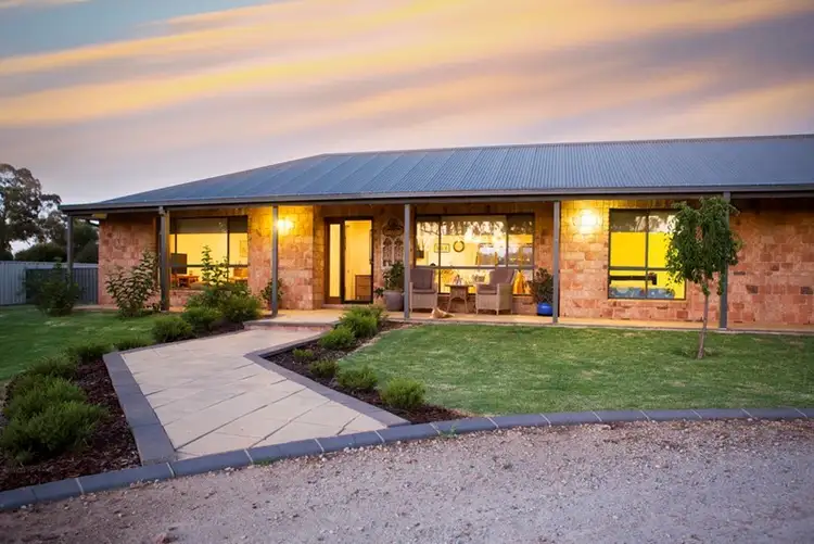Fourth view of Homely rural property listing, 1 Evatt Street, Temora NSW 2666
