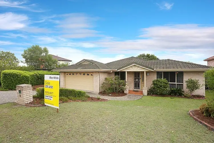8 Lucinda Close, Sinnamon Park QLD 4073