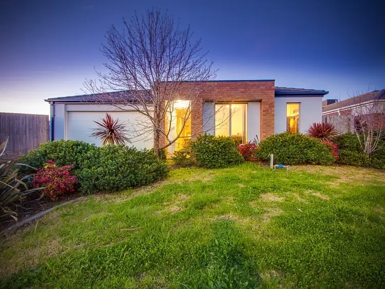 2 Parnell Place, Truganina VIC 3029