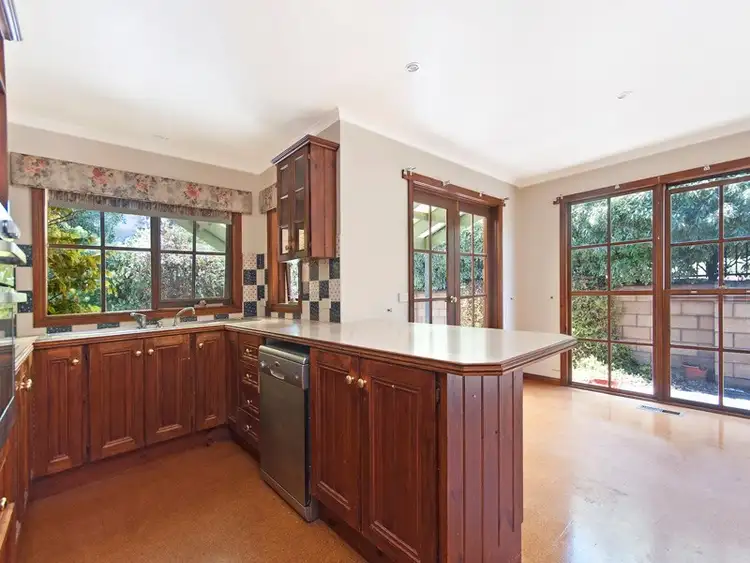 Fifth view of Homely house listing, 8 Michelle Court, Warrnambool VIC 3280