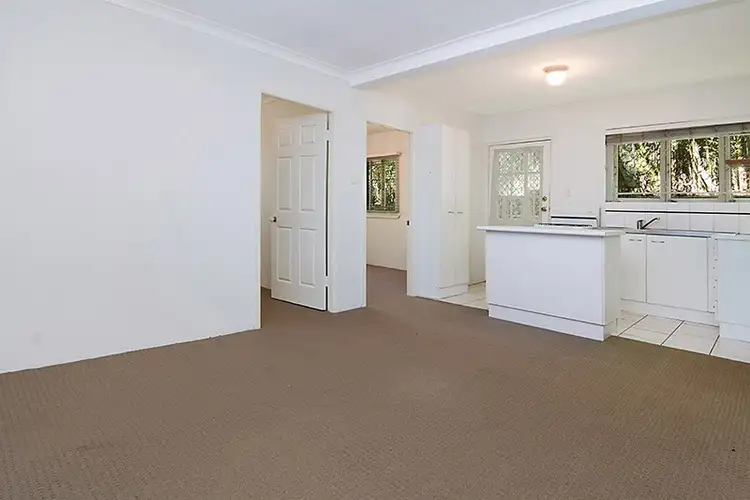 Third view of Homely unit listing, 2/92 Woodville Street, Hendra QLD 4011
