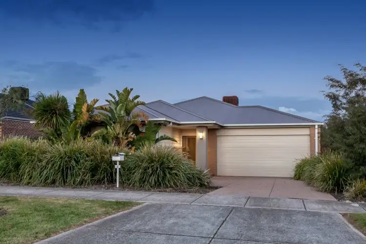 6 Graffs Avenue, Doreen VIC 3754