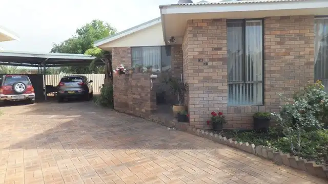 9D Buzolic Court, Carnarvon WA 6701