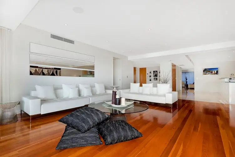 Fourth view of Homely apartment listing, 1/3 Northcliff Street, Milsons Point NSW 2061