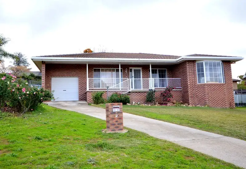 Main view of Homely house listing, 4 Sidlowe Place, Cowra NSW 2794