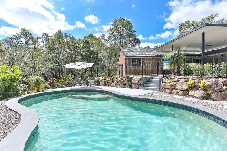 8 Heath Court, Cashmere QLD 4500