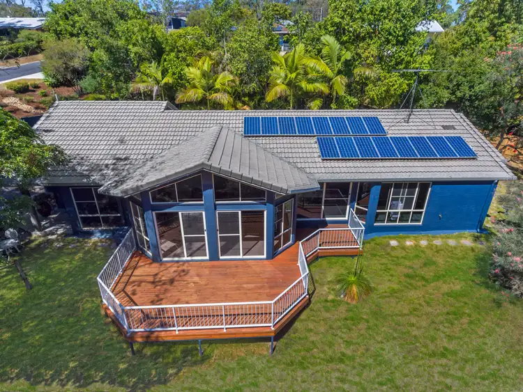 7 Peter Street South, Everton Hills QLD 4053