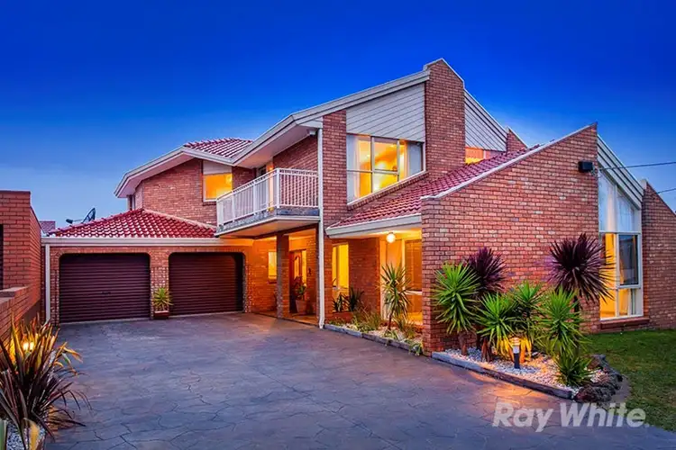 65 Bellbrook Drive, Dandenong North VIC 3175
