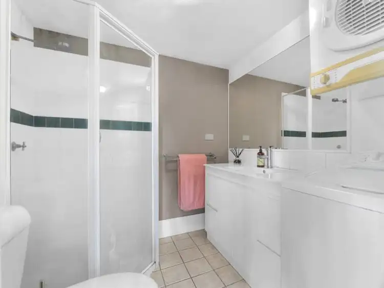 Fifth view of Homely apartment listing, 2/273 Boundary Street, Spring Hill QLD 4000