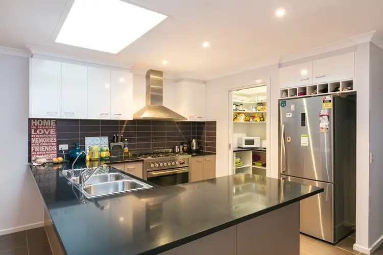 Second view of Homely house listing, 5 Klim Avenue, Kangaroo Flat VIC 3555