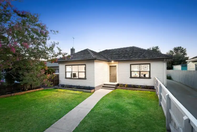 1/5 Luntar Road, Oakleigh South VIC 3167
