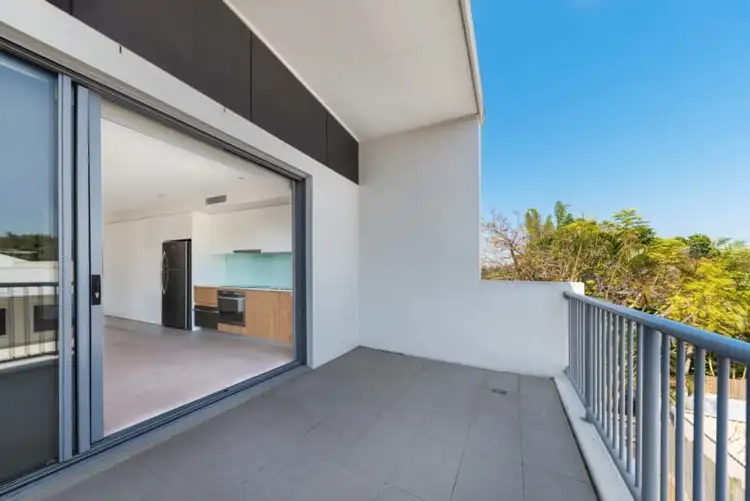 Third view of Homely apartment listing, 7/32 Windsor Street, Hamilton QLD 4007