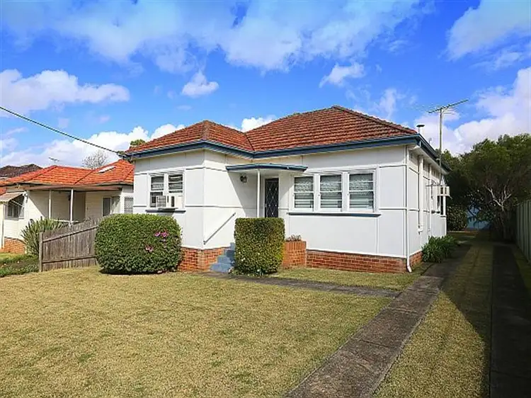 6 Stevens Street, Panania NSW 2213