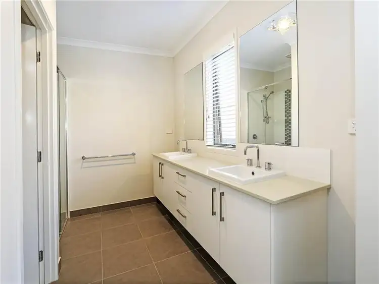 Sixth view of Homely house listing, 10 Crake Court, Lara VIC 3212