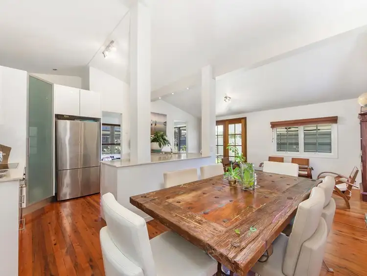 12 First Avenue, Labrador QLD 4215