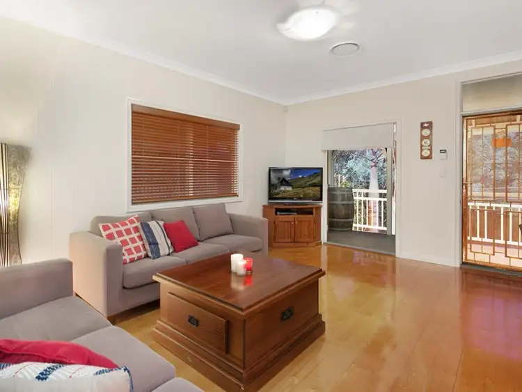 Fifth view of Homely house listing, 7 Esmonde Place, Coorparoo QLD 4151