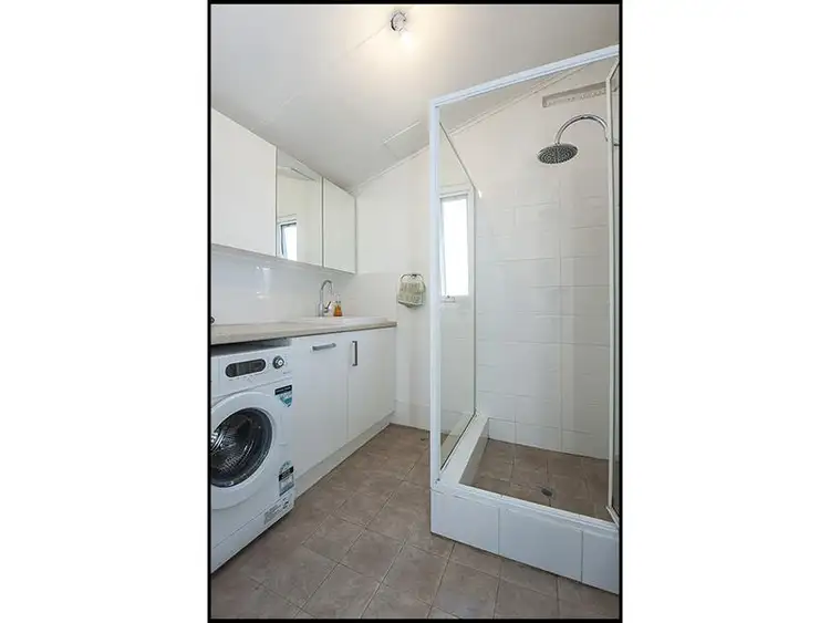 Fifth view of Homely house listing, 124 Jarrah Road, St James WA 6102