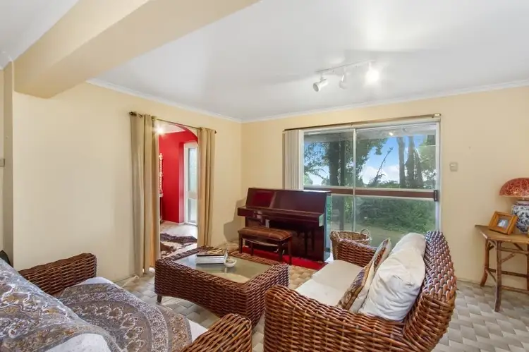 Sixth view of Homely house listing, 11 Pinedale Place, Kurrajong Heights NSW 2758