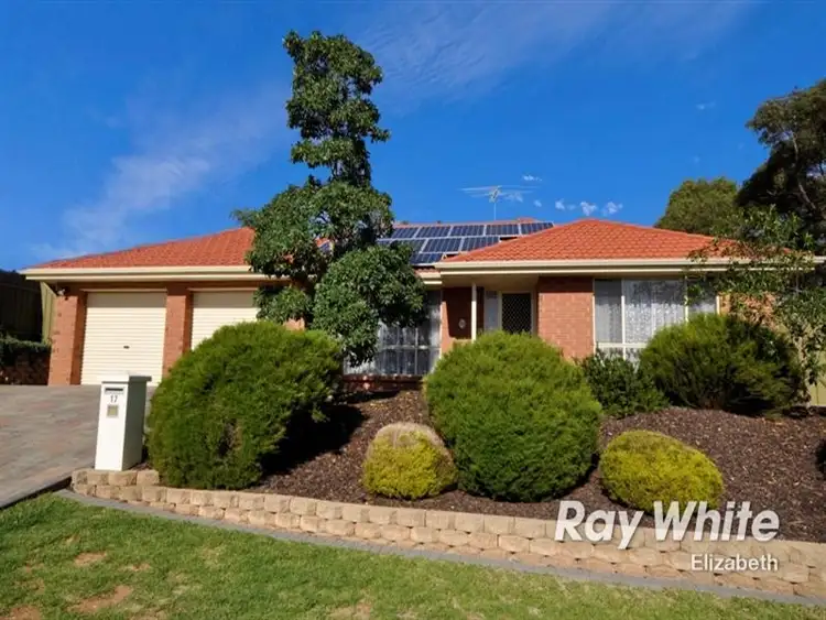 17 Grenadier Grove, Gulfview Heights SA 5096