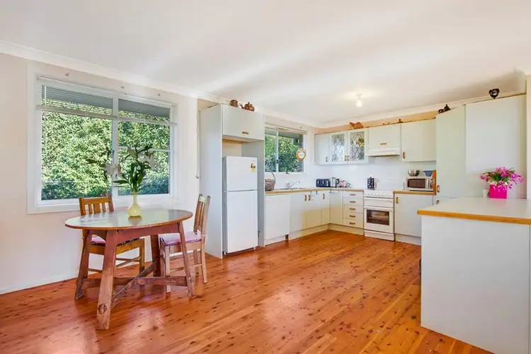 Second view of Homely house listing, 38 Dabage Place, Kurrajong Heights NSW 2758