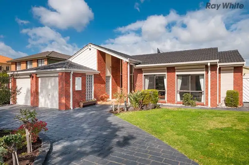 Main view of Homely house listing, 19 Tintaldra Drive, Taylors Lakes VIC 3038