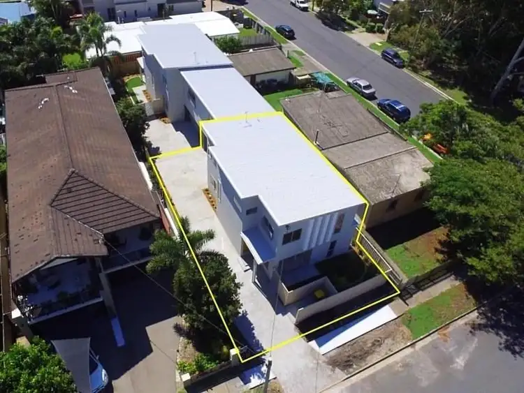 1/37 Parker Street, Labrador QLD 4215