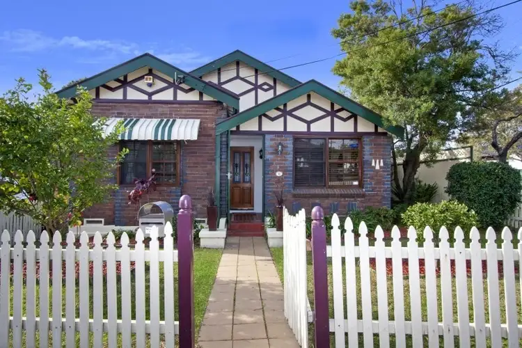 1 Gornall Avenue, Earlwood NSW 2206