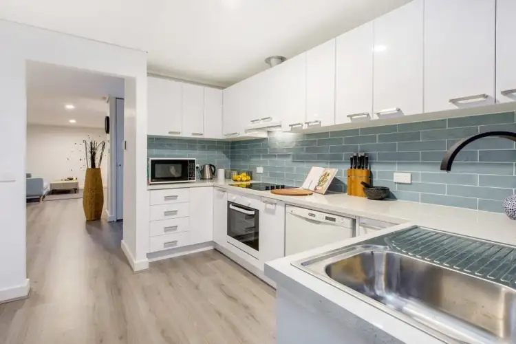 Second view of Homely unit listing, 7/12 Hill Street, Frankston VIC 3199