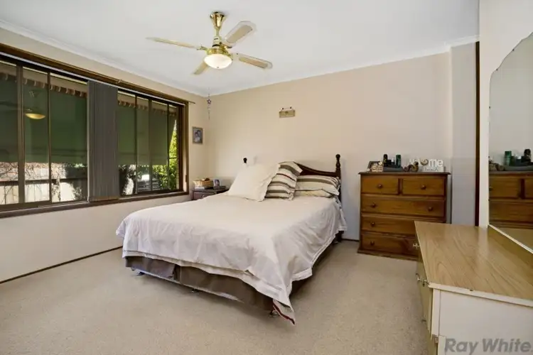 Fifth view of Homely house listing, 10 Breton Close, Tenambit NSW 2323
