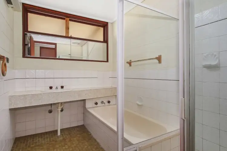 Fourth view of Homely house listing, 80 James Cook Avenue, Howlong NSW 2643