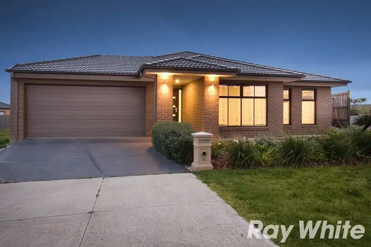 16 Franklin Way, Officer VIC 3809