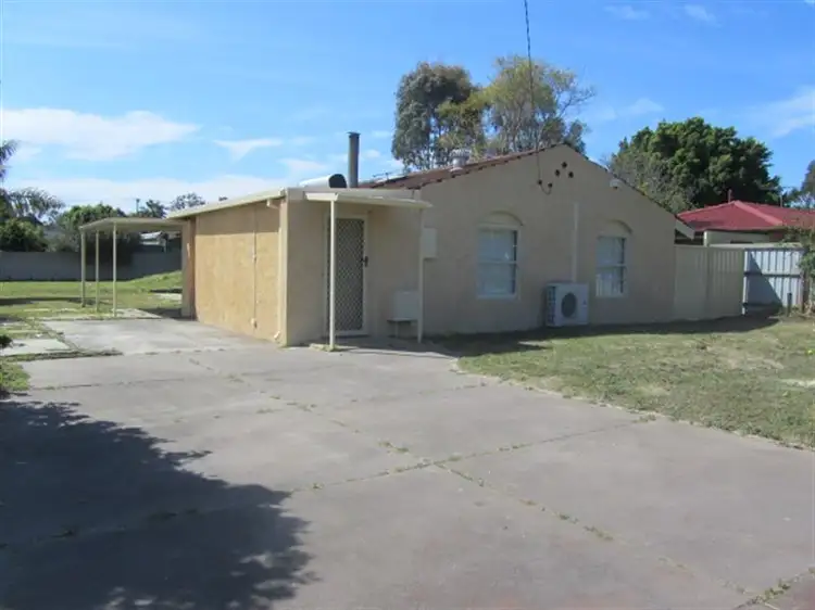 Second view of Homely house listing, 31 Pedder Way, Parmelia WA 6167