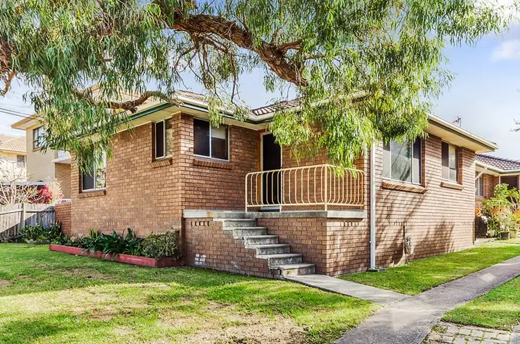 1/6 Mitchell Road, Woonona NSW 2517