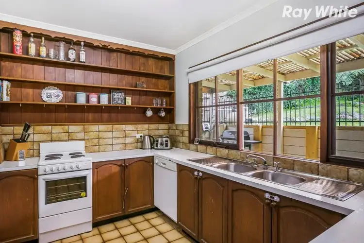 Sixth view of Homely house listing, 10 Mansell Court, Garfield VIC 3814