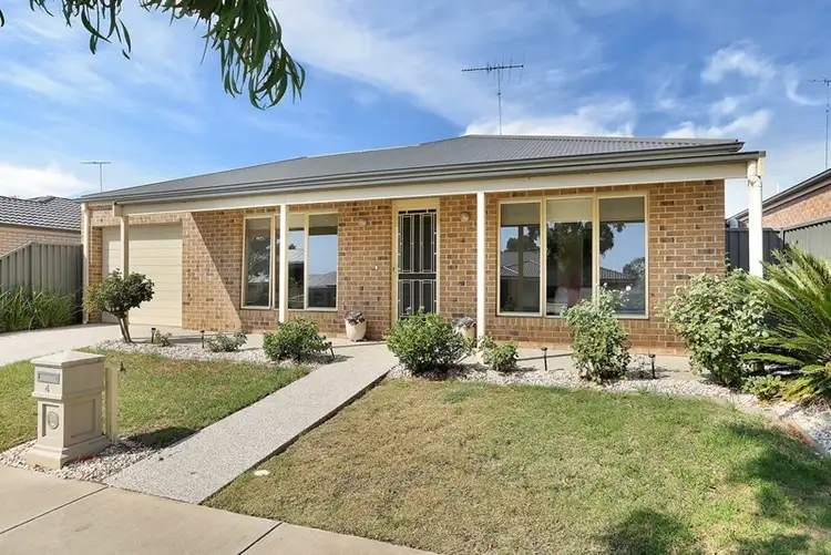4 Grebe Court, Lara VIC 3212