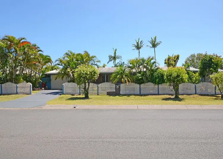 63 Drummond Street, Urangan QLD 4655