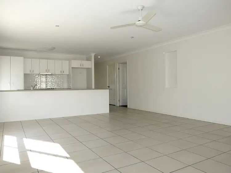 Sixth view of Homely house listing, 8 Suncrest Street, Emerald QLD 4720