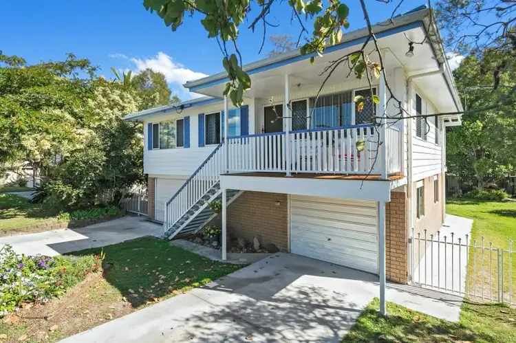 6 Malling Street, Birkdale QLD 4159