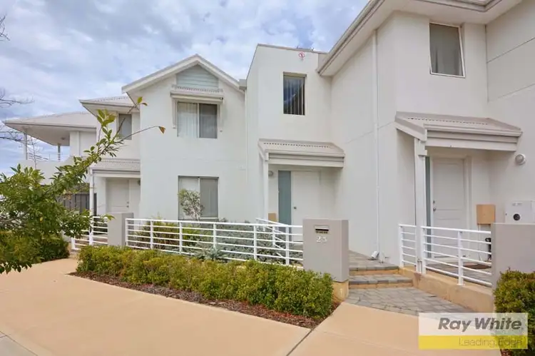 2/25 Navarre Way, Butler WA 6036
