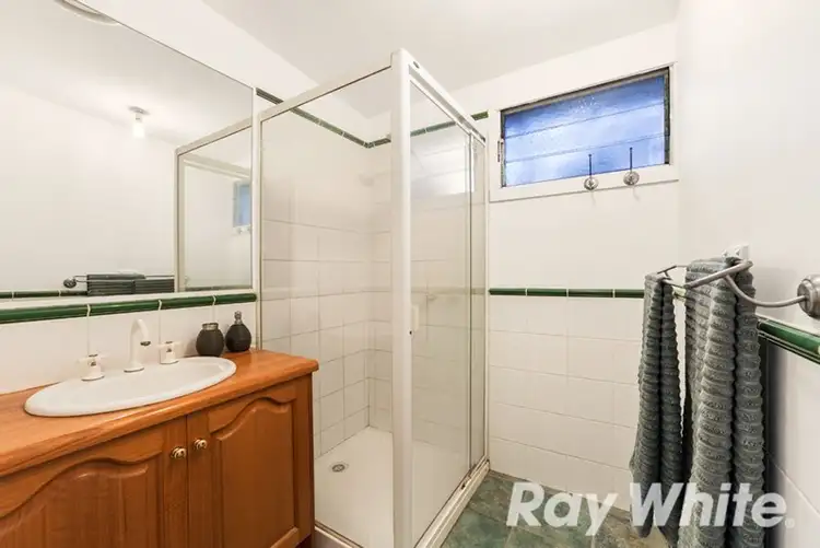 Seventh view of Homely house listing, 4 Russ Court, Wantirna South VIC 3152