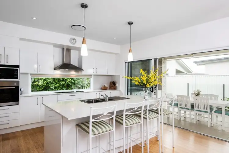 21 Bells Esplanade, Pelican Waters QLD 4551