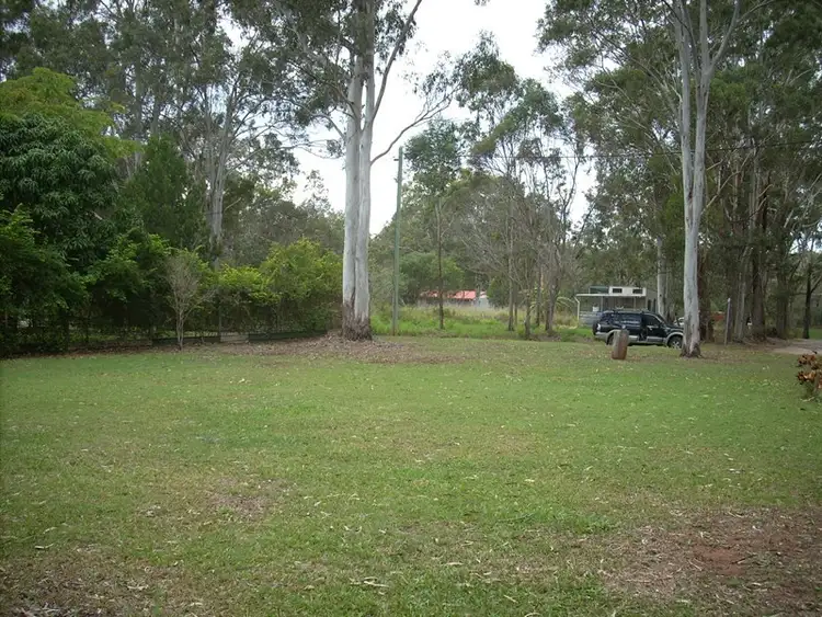 8 Kay Street, Russell Island QLD 4184